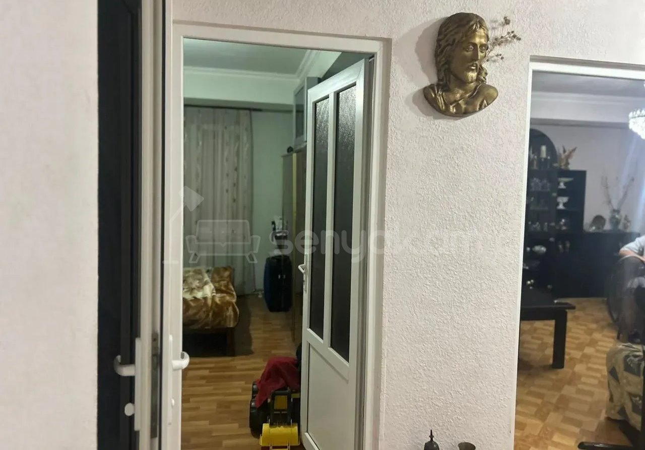 3 Սենյականոց Բնակարան, 67քմ, 2/14 հարկ, Կապիտալ Վերանորոգված