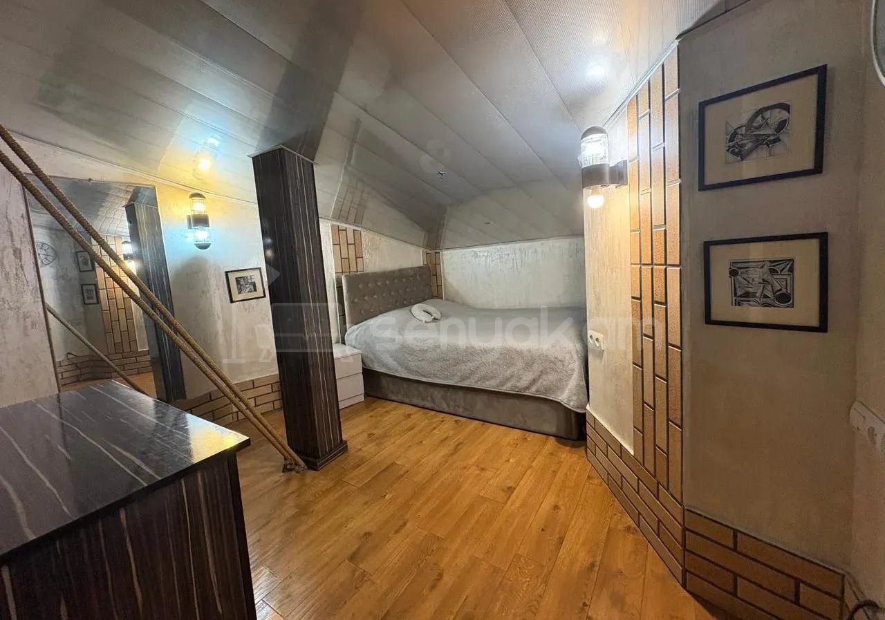 3 Սենյականոց Բնակարան Քարե Շենքում, 87քմ, 4/4 հարկ, Դիզայներական Վերանորոգված