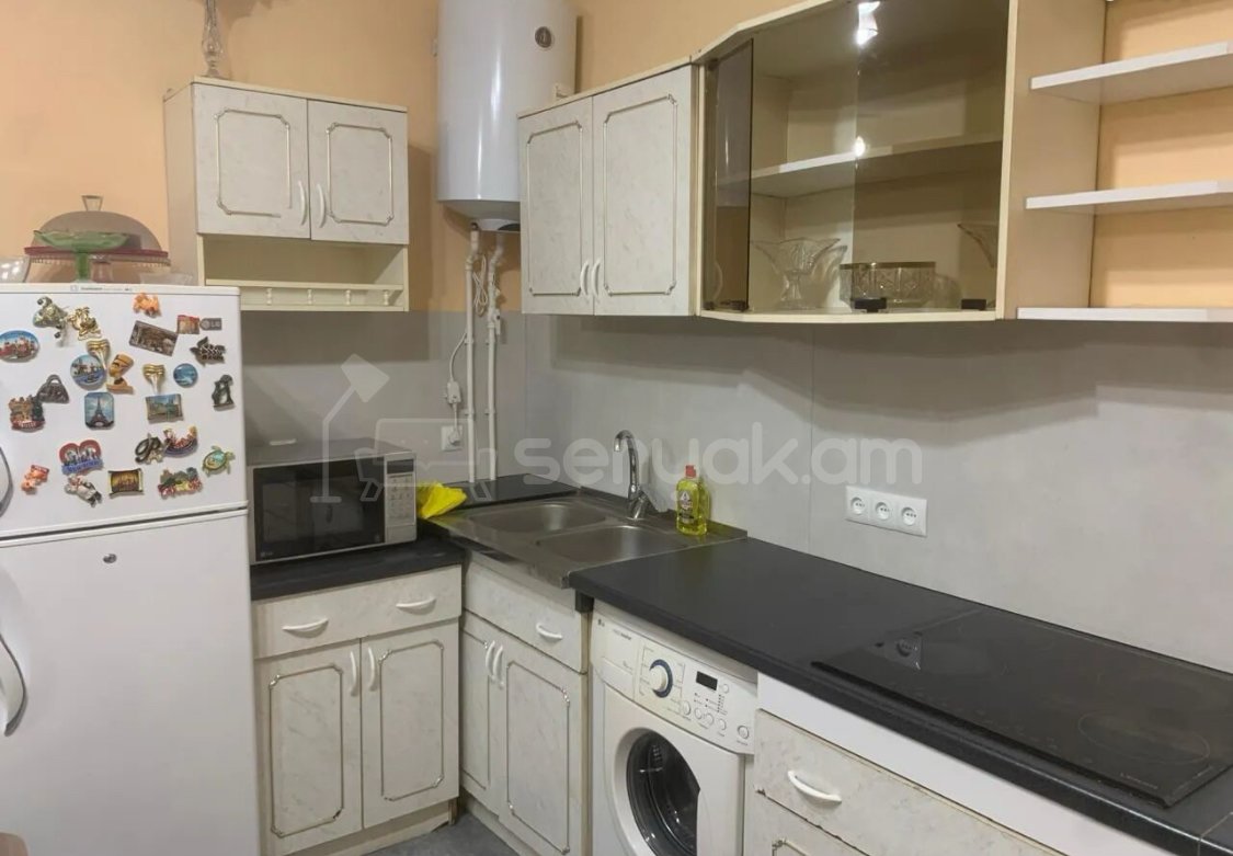 2 Սենյականոց Սեփական Տուն, 56քմ, Նորմալ Վիճակում, Կահավորված