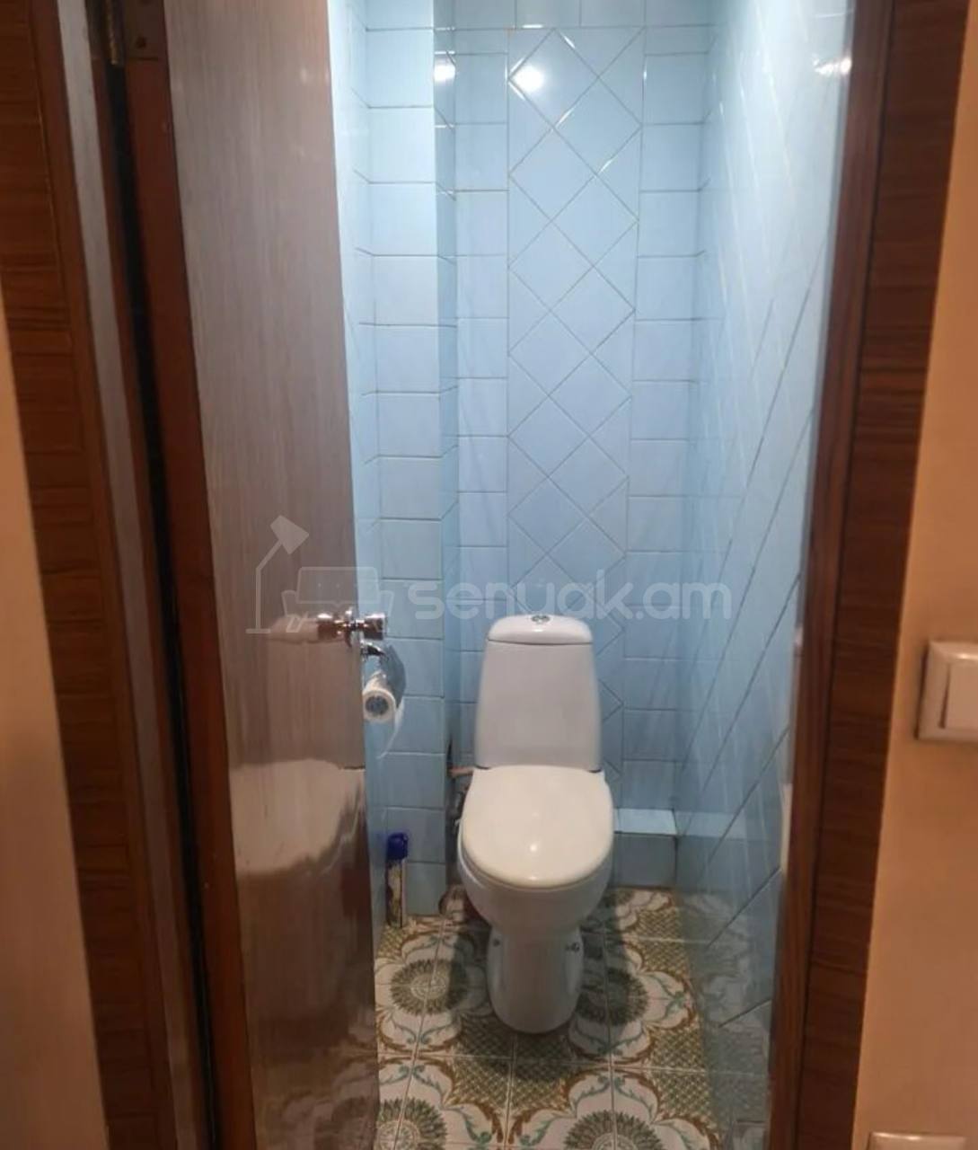 3 Սենյականոց Բնակարան Քարե Շենքում, 79քմ, 4/5 հարկ, Նորմալ Վիճակում, Կահավորված