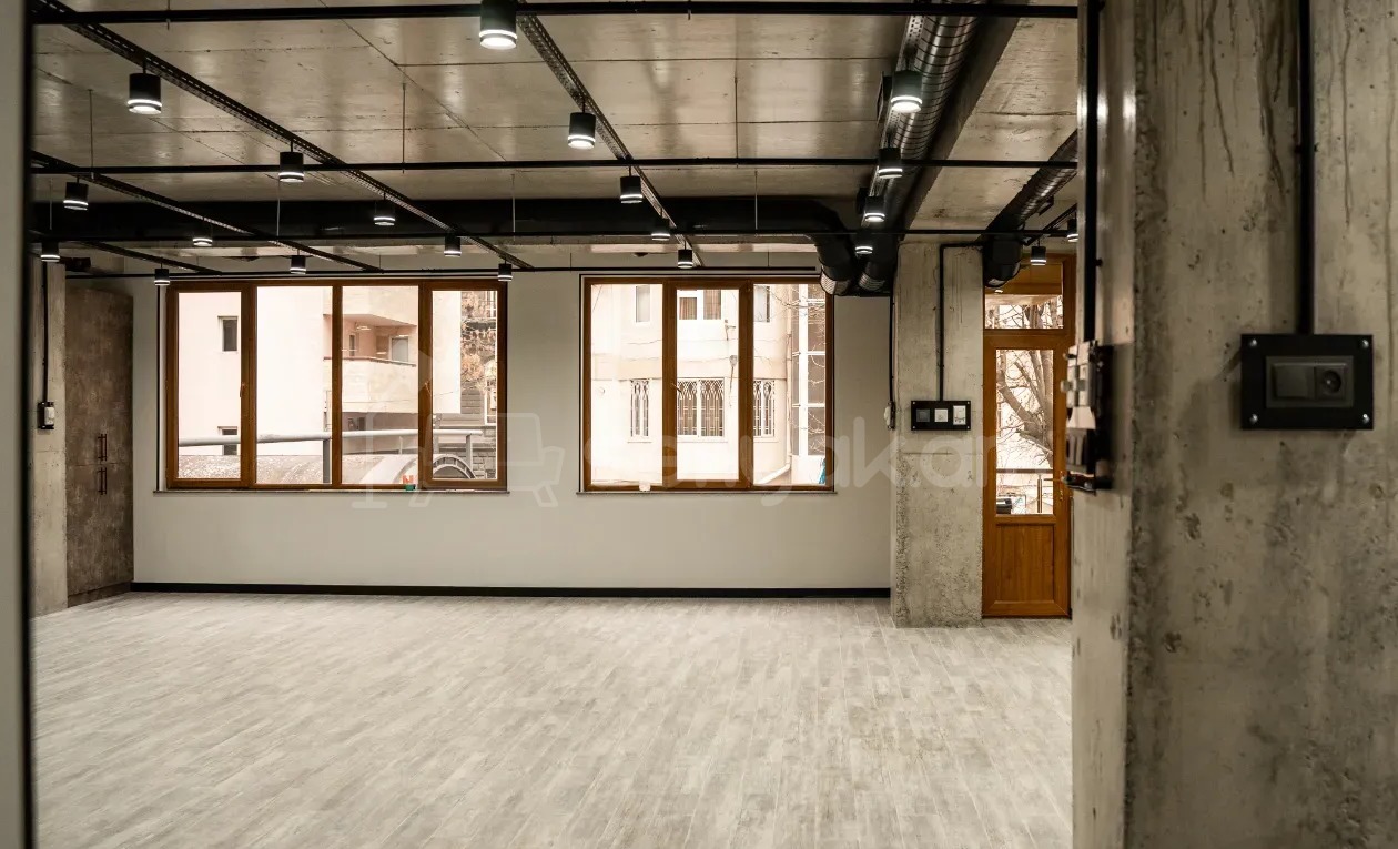 Օֆիսային Տարածք, 145քմ