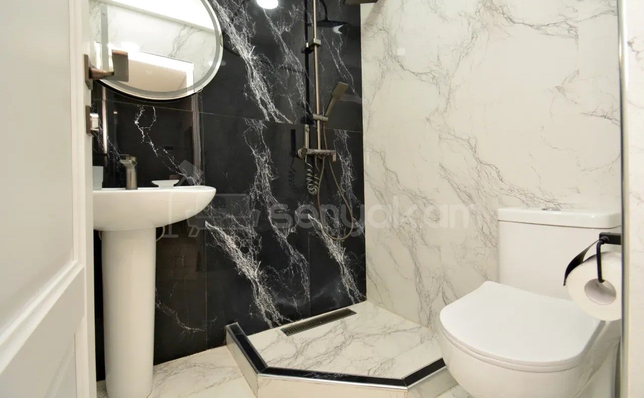 2 Սենյականոց Բնակարան Քարե Շենքում, 40քմ, 5/5 հարկ, Կապիտալ Վերանորոգված, Կահավորված, Արևկող