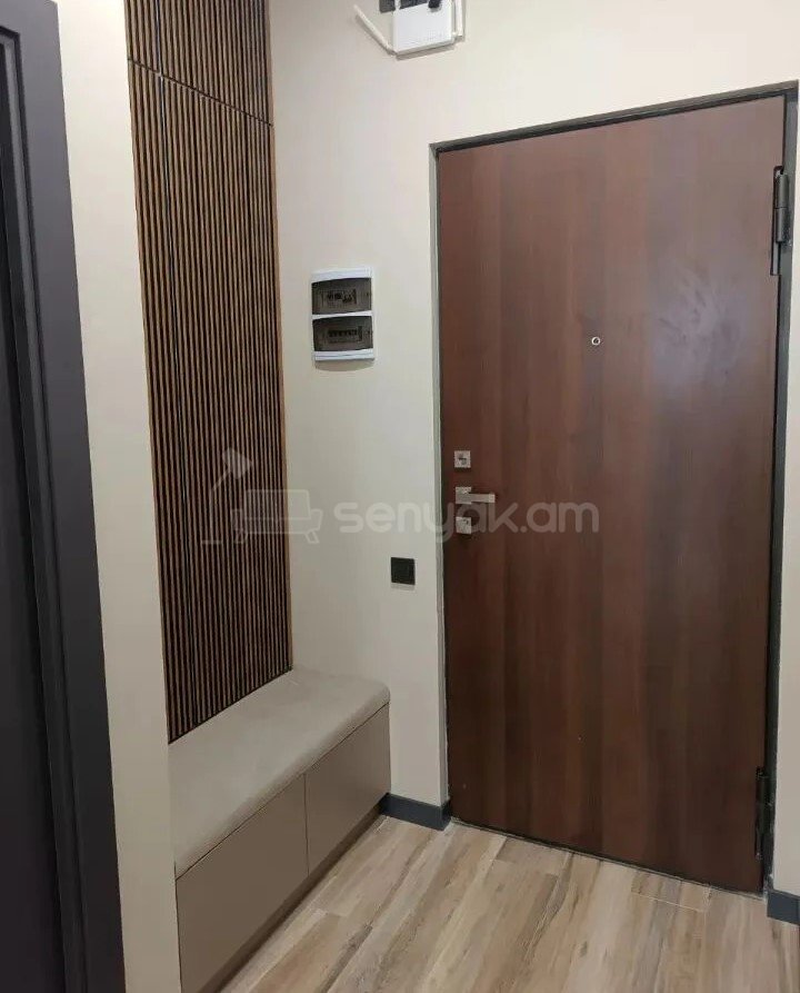 3 Սենյականոց Բնակարան Նորակառույցում, 70քմ, 12/13 հարկ, Կապիտալ Վերանորոգված