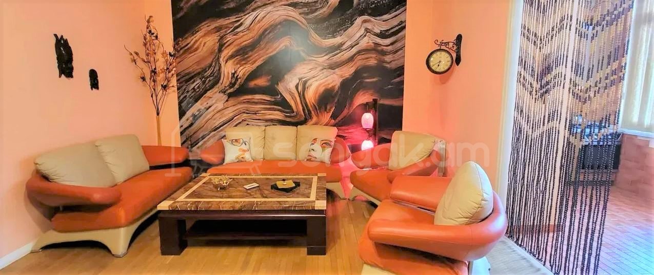 2 Սենյականոց Բնակարան Քարե Շենքում, 85քմ, 2/4 հարկ, Դիզայներական Վերանորոգված, Կահավորված