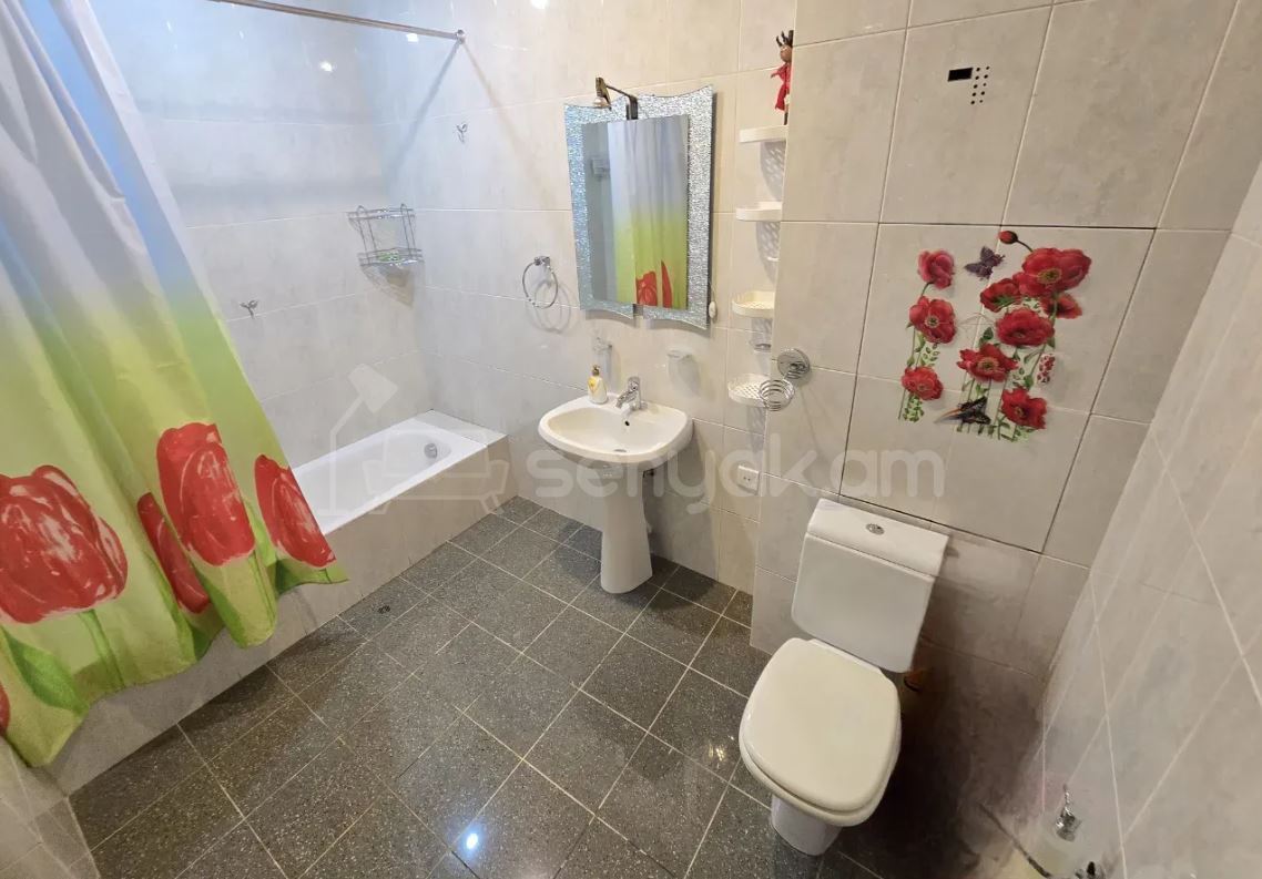 2 Սենյականոց Բնակարան Քարե Շենքում, 85քմ, 2/4 հարկ, Դիզայներական Վերանորոգված, Կահավորված