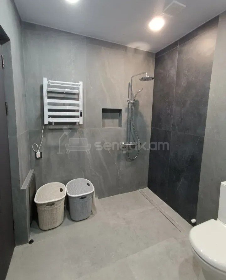 3 Սենյականոց Բնակարան Նորակառույցում, 70քմ, 12/13 հարկ, Կապիտալ Վերանորոգված