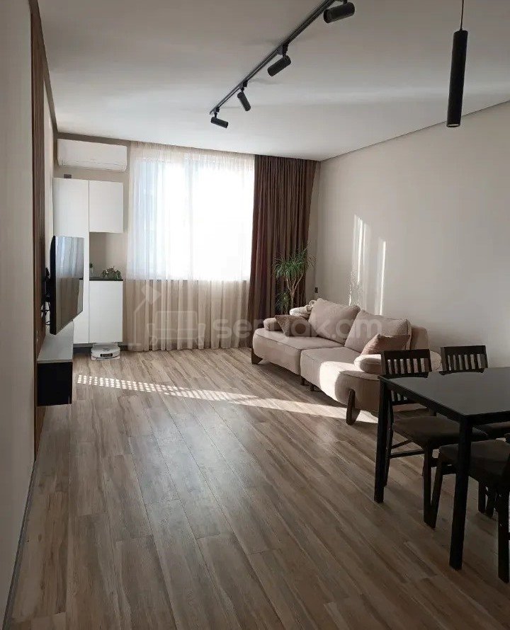 3 Սենյականոց Բնակարան Նորակառույցում, 70քմ, 12/13 հարկ, Կապիտալ Վերանորոգված