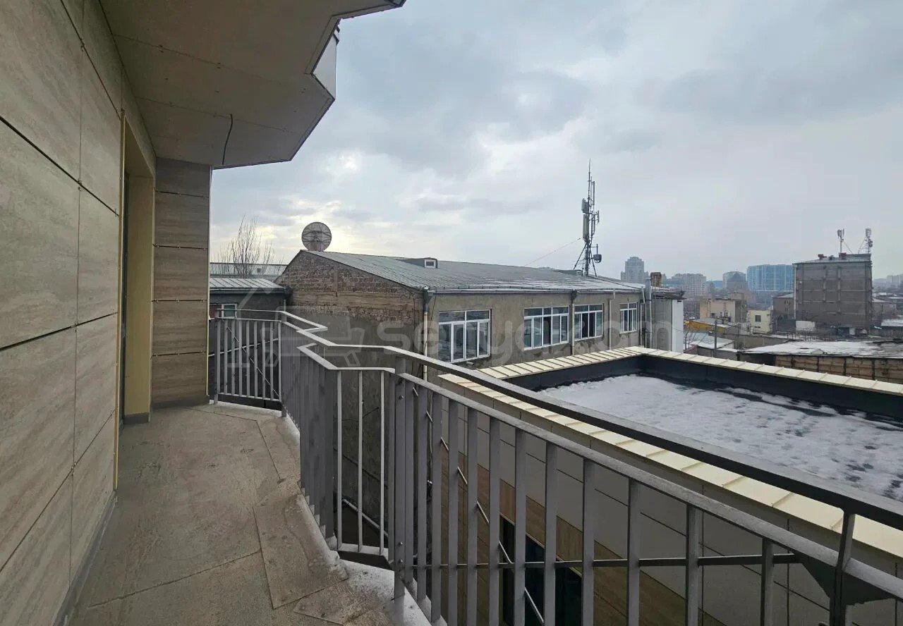 2 Սենյականոց Բնակարան Նորակառույցում, 50քմ, 3/15 հարկ, Զրոյական Վիճակում