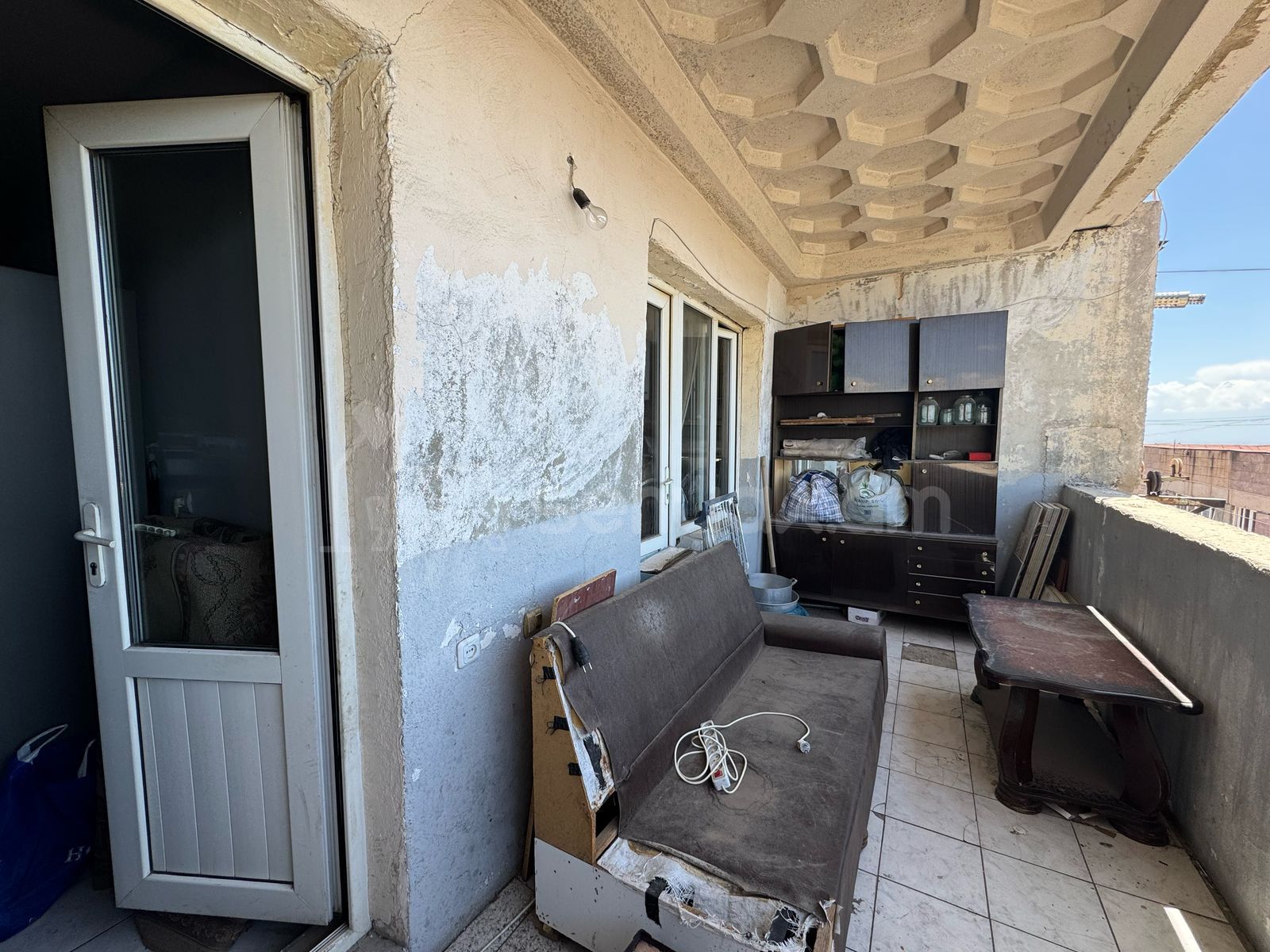 1 Սենյականոց Բնակարան Նորակառույցում, 42քմ, 10/10 հարկ, Պետական Վիճակում