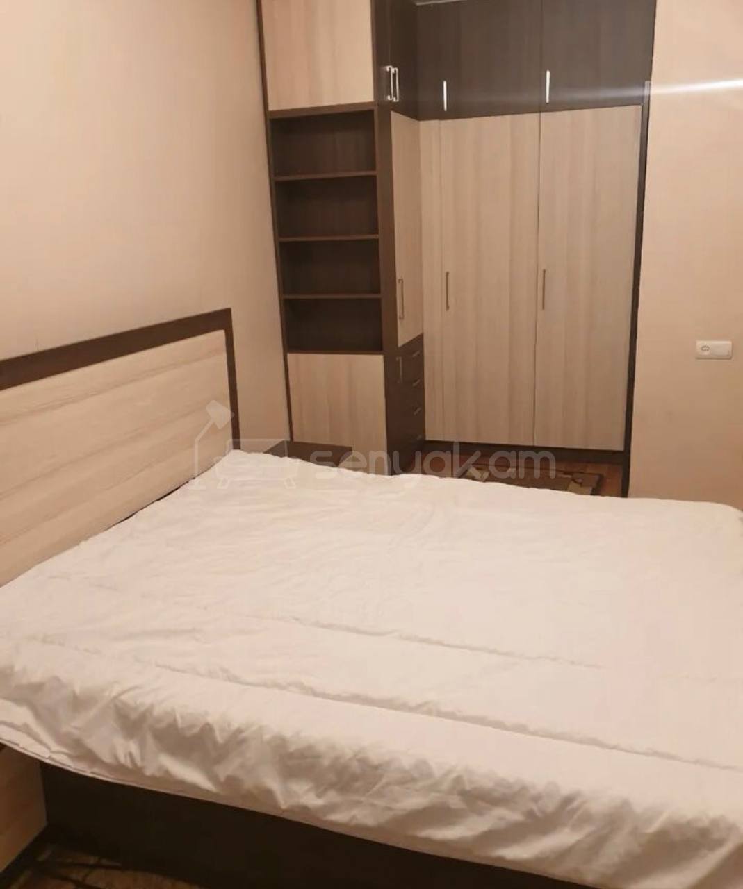 2 Սենյականոց Բնակարան Քարե Շենքում, 62քմ, 2/5 հարկ, Պետական Վիճակում