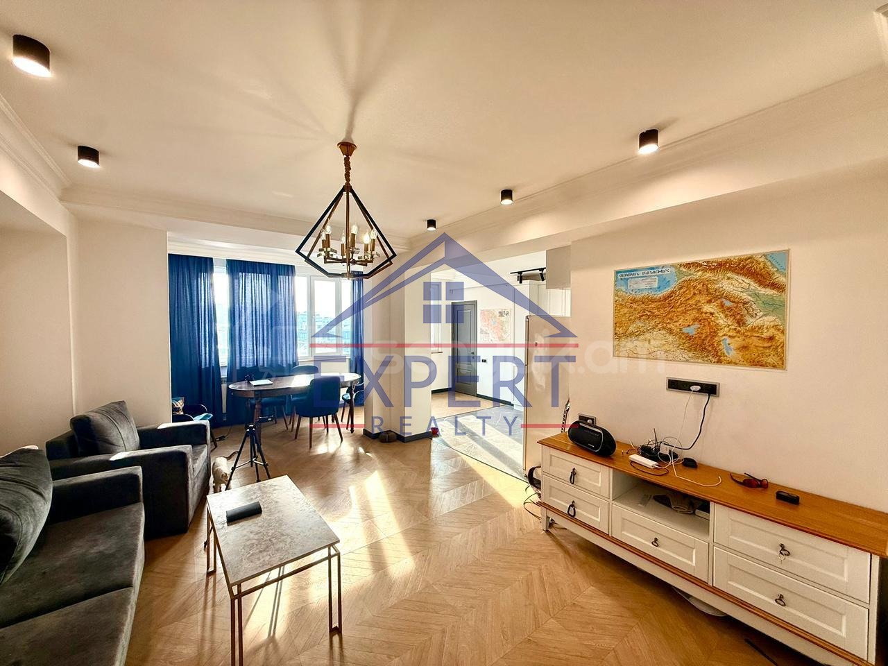 2 Սենյականոց Բնակարան, 74քմ, 7/9 հարկ, Դիզայներական Վերանորոգված