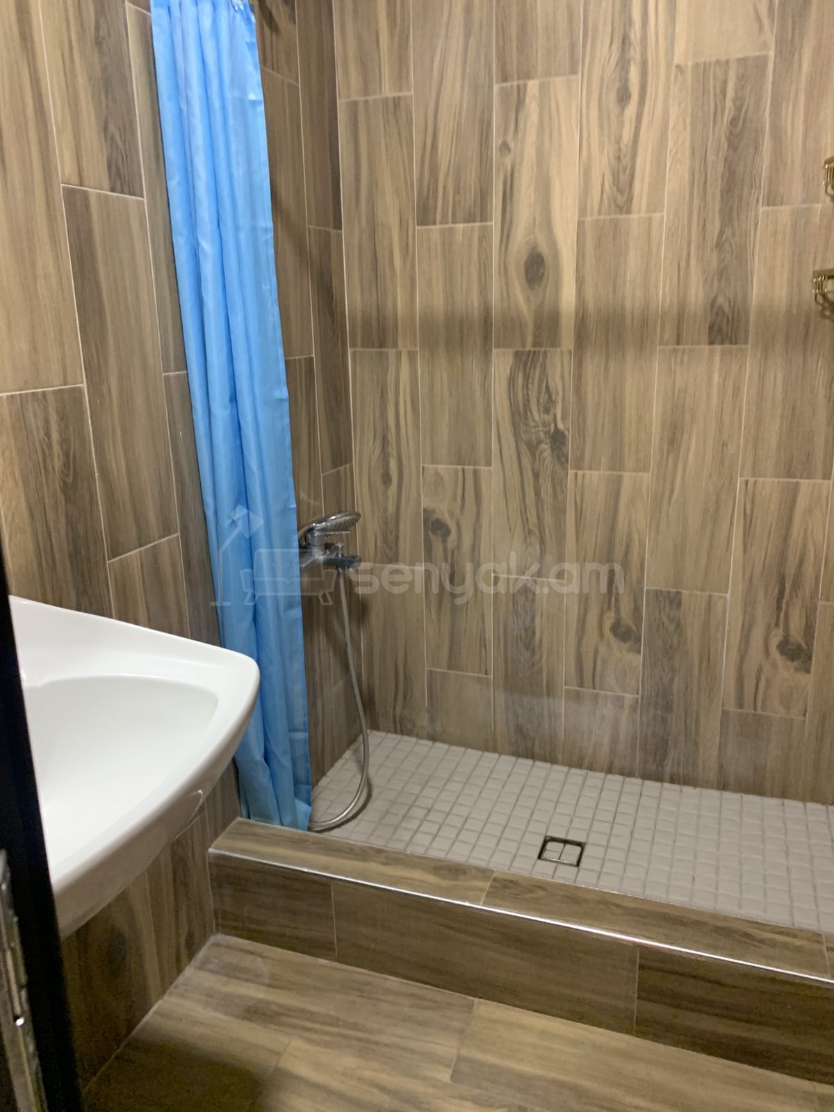 2 Սենյականոց Բնակարան Քարե Շենքում, 60քմ, 3/5 հարկ, Կապիտալ Վերանորոգված, Կահավորված, Արևկող