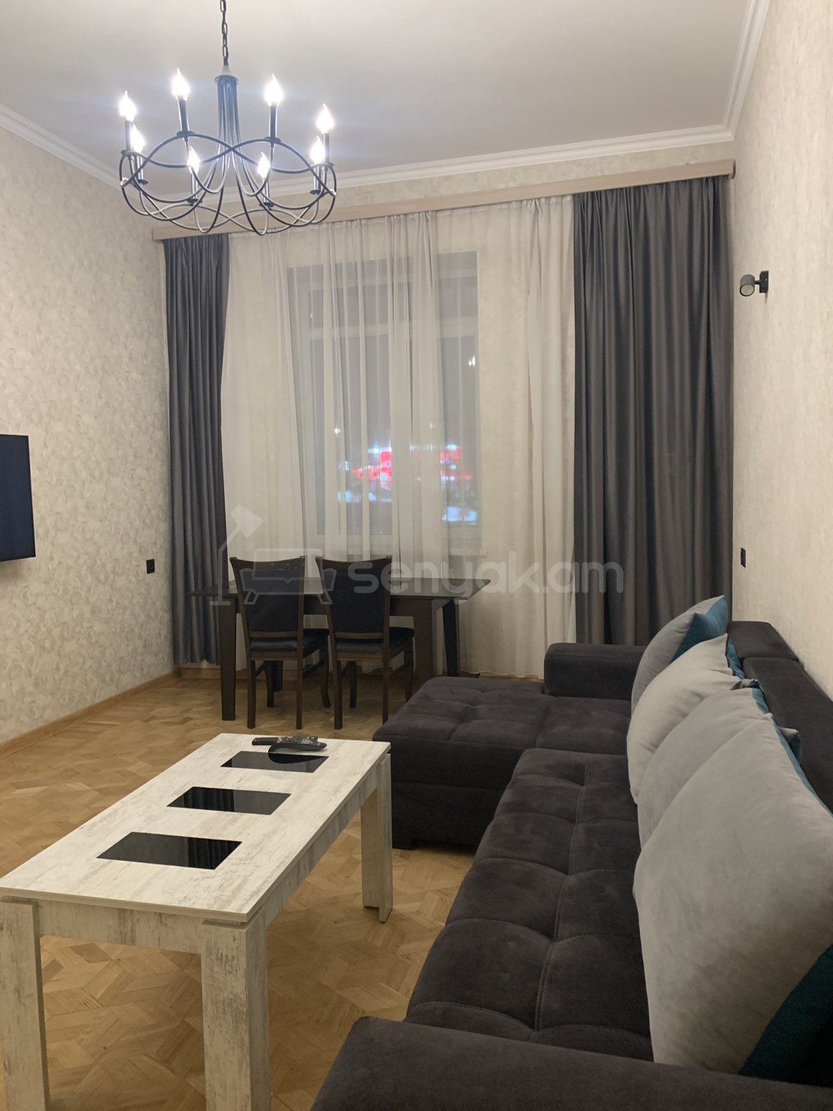 2 Սենյականոց Բնակարան Քարե Շենքում, 60քմ, 3/5 հարկ, Կապիտալ Վերանորոգված, Կահավորված, Արևկող