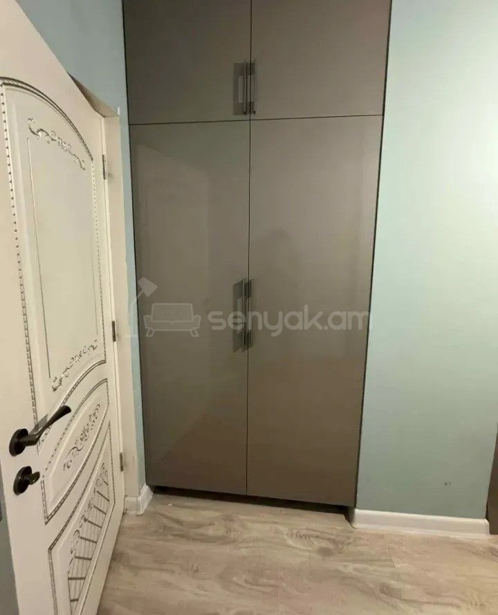 3 Սենյականոց Բնակարան Նորակառույցում, 70քմ, 12/13 հարկ, Կապիտալ Վերանորոգված