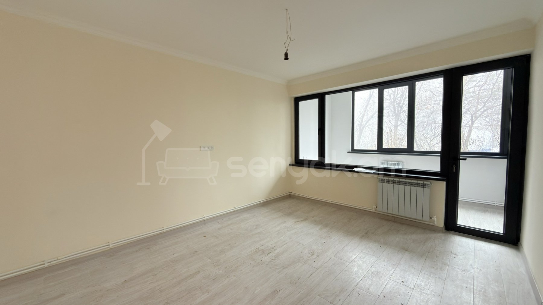 1 Սենյականոց Բնակարան Քարե Շենքում, 48քմ, 1/5 հարկ, Կապիտալ Վերանորոգված