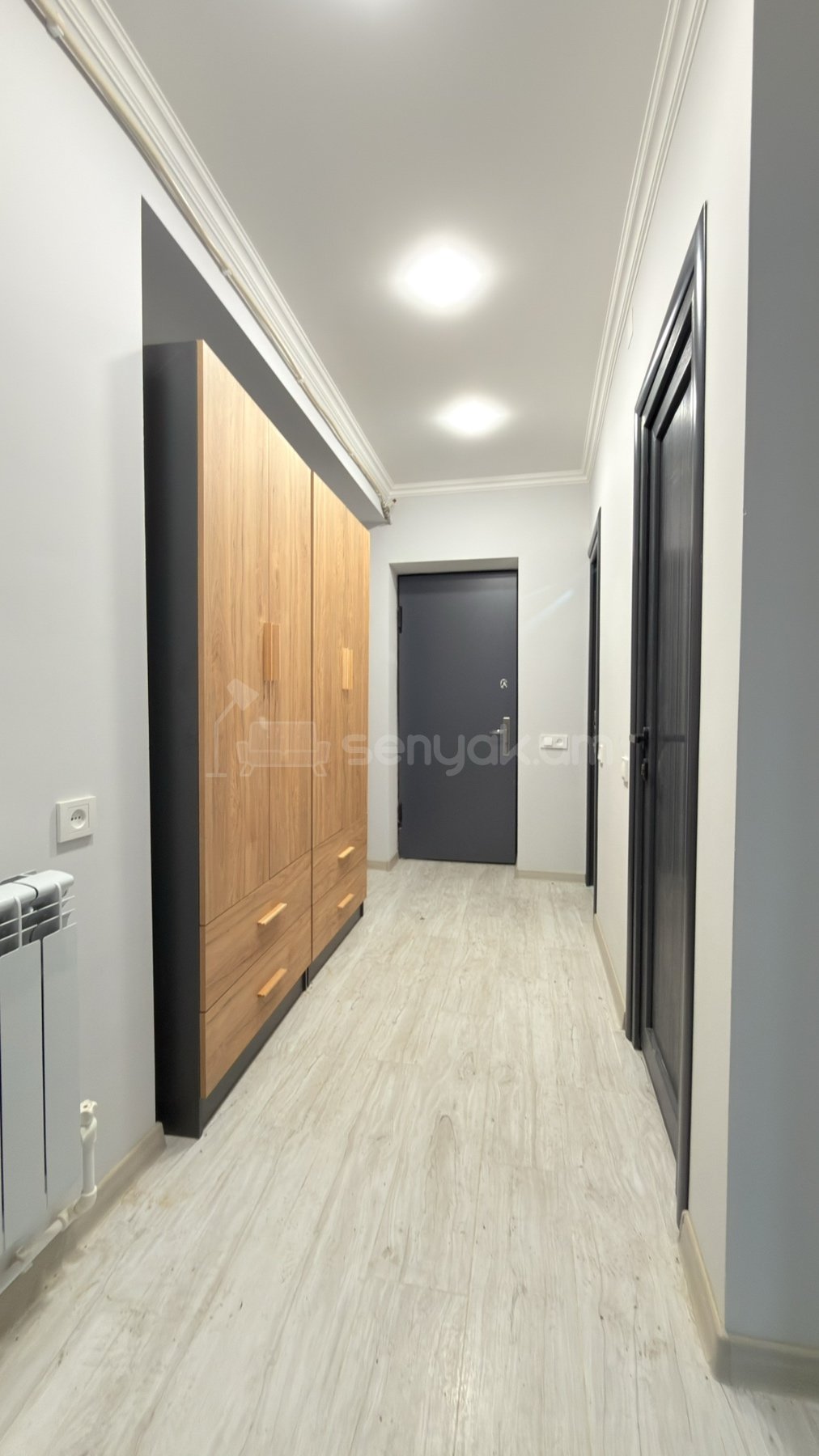 1 Սենյականոց Բնակարան Քարե Շենքում, 48քմ, 1/5 հարկ, Կապիտալ Վերանորոգված