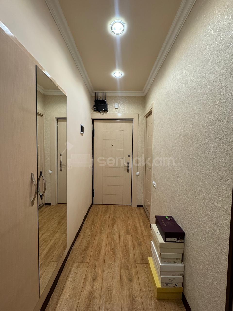 2 Սենյականոց Բնակարան Քարե Շենքում, 65քմ, 3/5 հարկ, Կապիտալ Վերանորոգված, Կահավորված, Արևկող