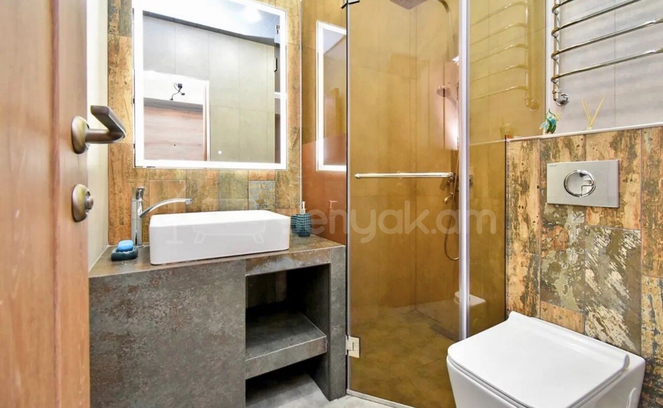 2 Սենյականոց Բնակարան Քարե Շենքում, 37քմ, 2/4 հարկ, Դիզայներական Վերանորոգված