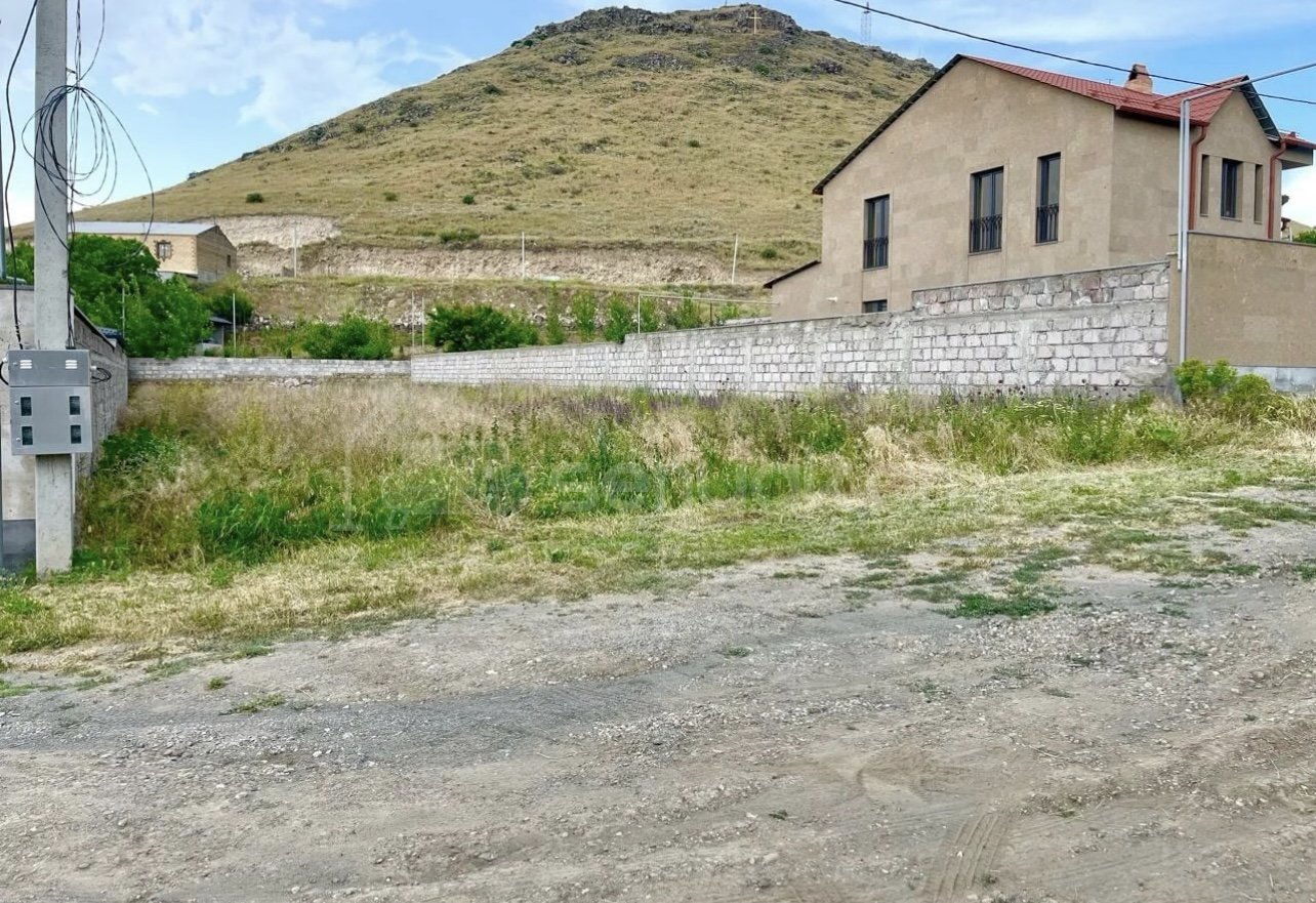 Բնակելի Նշանակության Հողատարածք, 800քմ, Էլեկտրականությամբ, Պարսպապատ