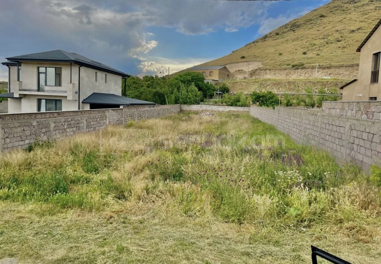 Բնակելի Նշանակության Հողատարածք, 800քմ, Էլեկտրականությամբ, Պարսպապատ