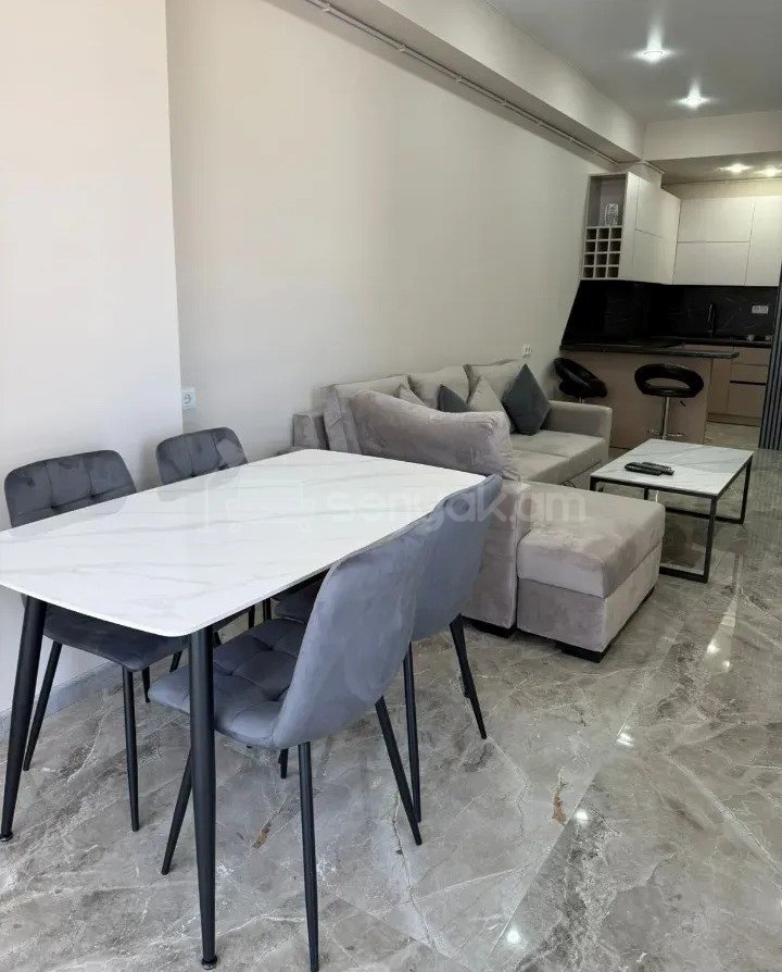 2 Սենյականոց Բնակարան Նորակառույցում, 57քմ, 3/14 հարկ, Կապիտալ Վերանորոգված, Կահավորված, Արևկող