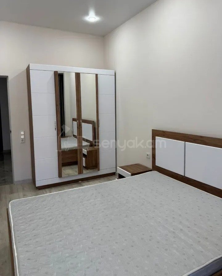 2 Սենյականոց Բնակարան Նորակառույցում, 57քմ, 3/14 հարկ, Կապիտալ Վերանորոգված, Կահավորված, Արևկող