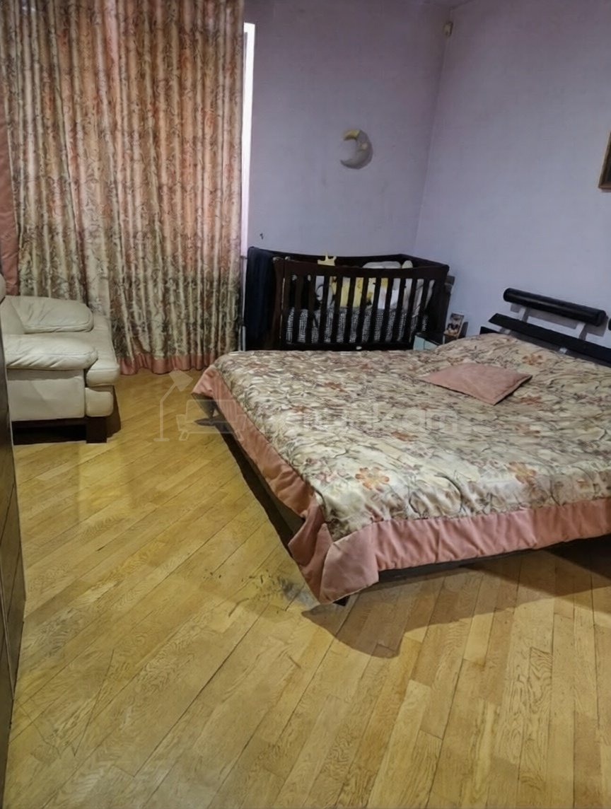 4 Սենյականոց Բնակարան Նորակառույցում, 174քմ, 6/9 հարկ, Կապիտալ Վերանորոգված