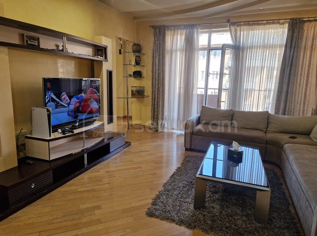 4 Սենյականոց Բնակարան Նորակառույցում, 174քմ, 6/9 հարկ, Կապիտալ Վերանորոգված