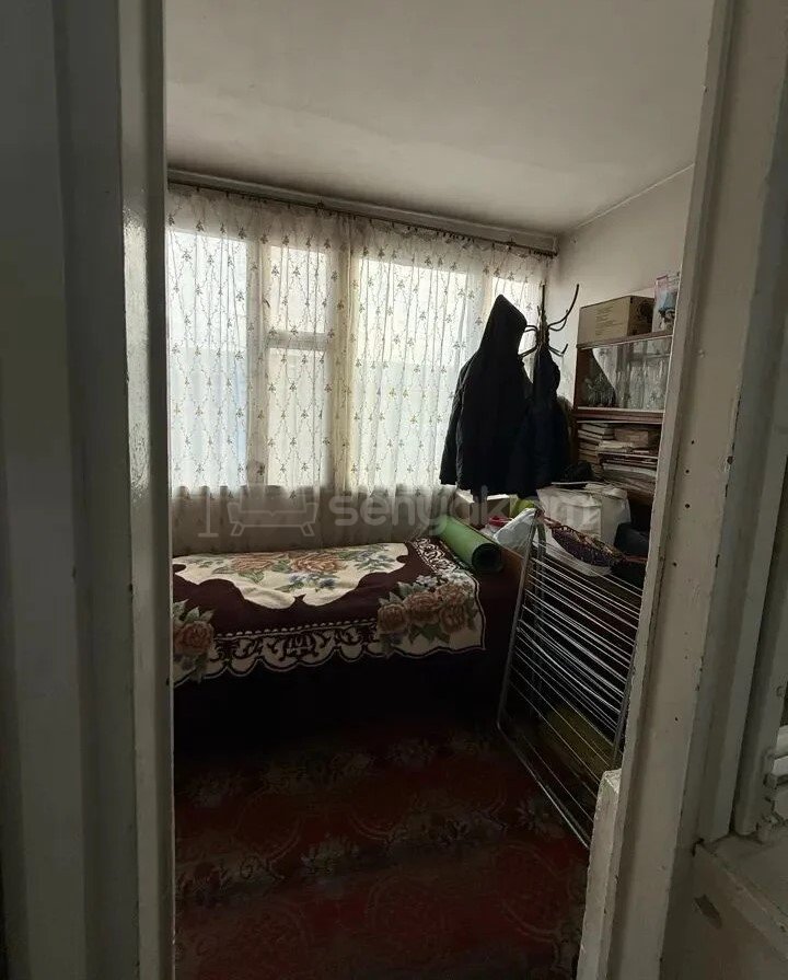 2 Սենյականոց Բնակարան, 50քմ, 4/4 հարկ, Պետական Վիճակում