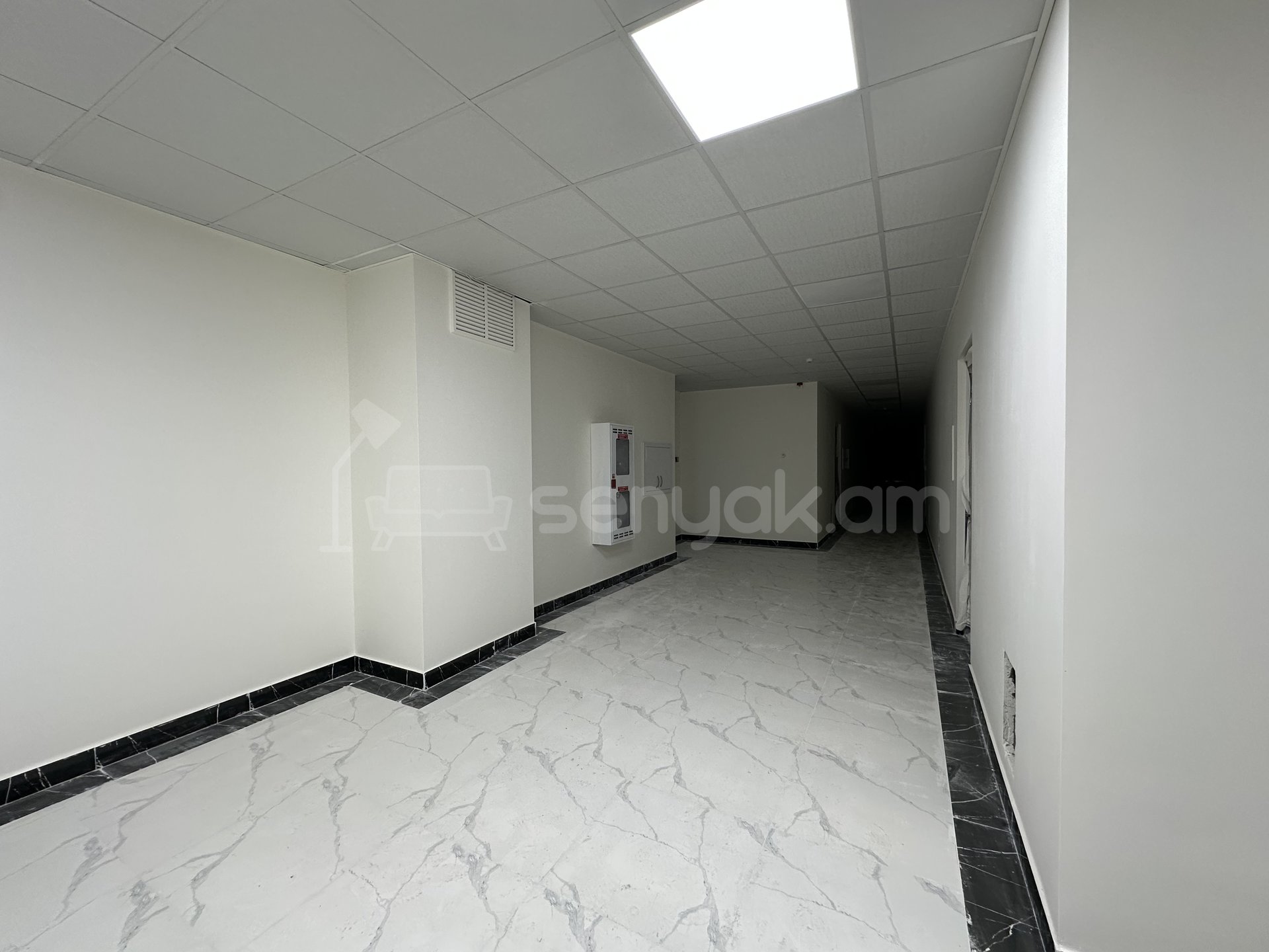 4 Սենյականոց Բնակարան Նորակառույցում, 130քմ, 16/18 հարկ, Զրոյական Վիճակում