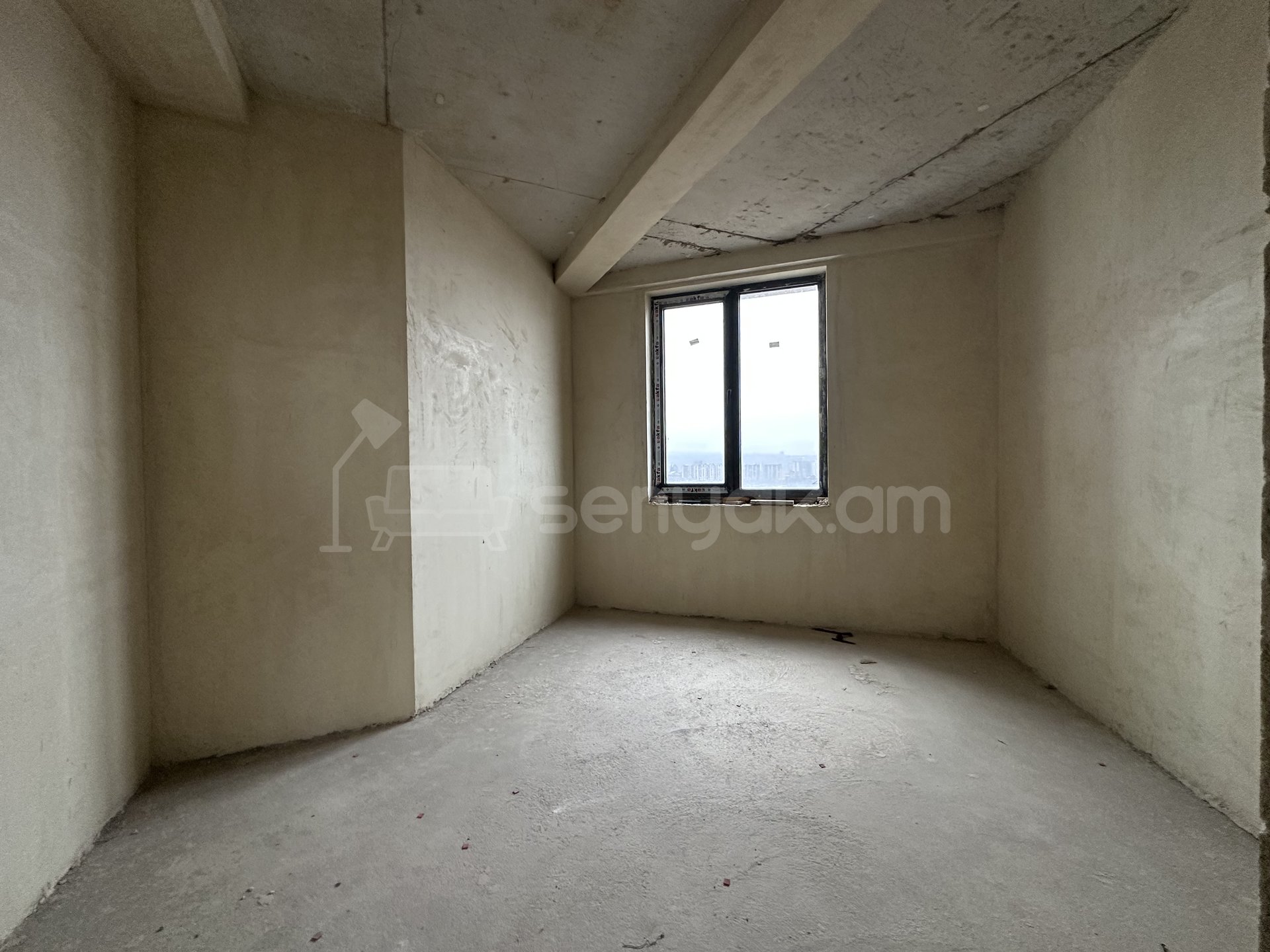 4 Սենյականոց Բնակարան Նորակառույցում, 130քմ, 16/18 հարկ, Զրոյական Վիճակում