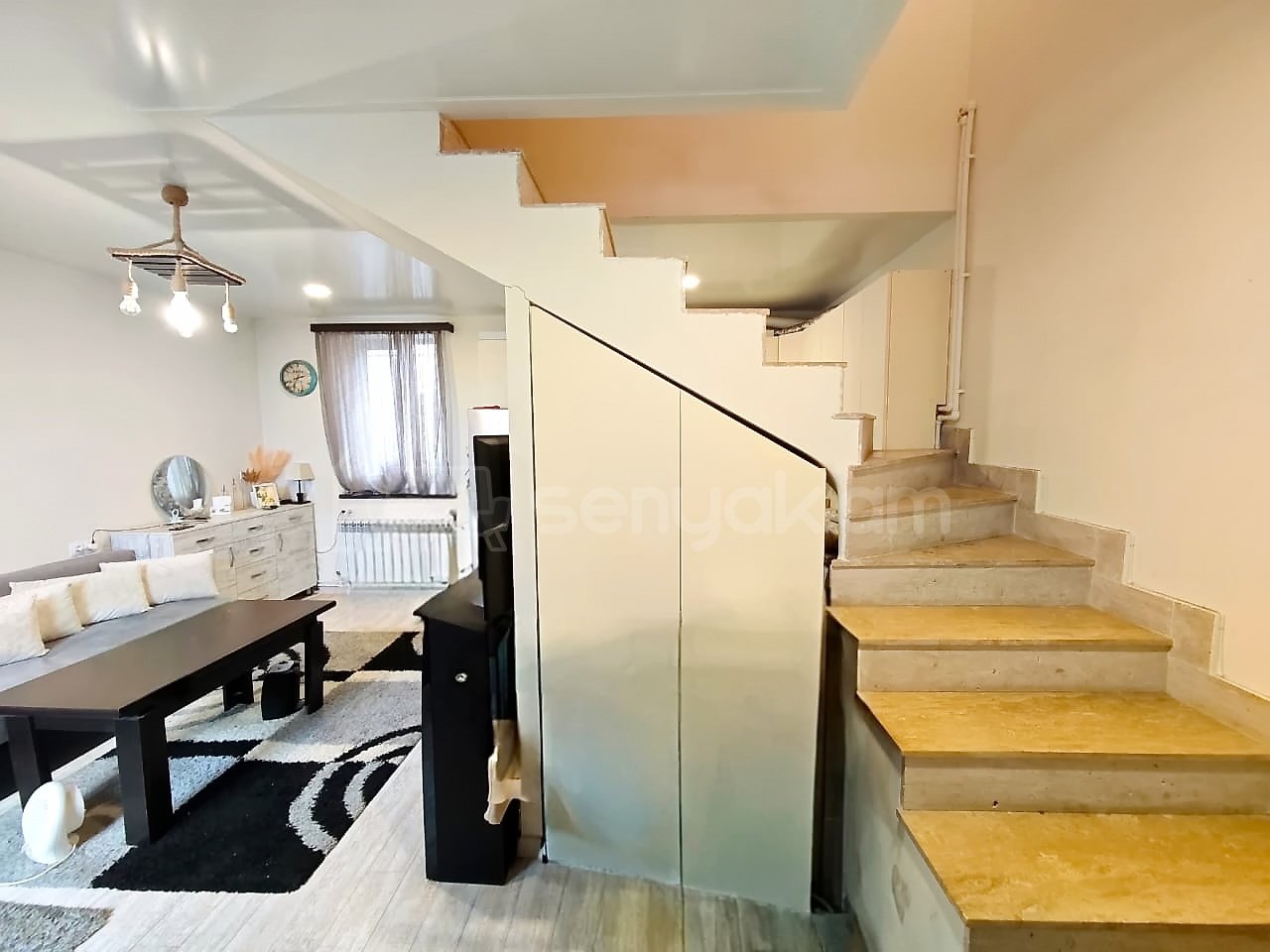 3 Սենյականոց Սեփական Տուն, 65քմ, Կապիտալ Վերանորոգված