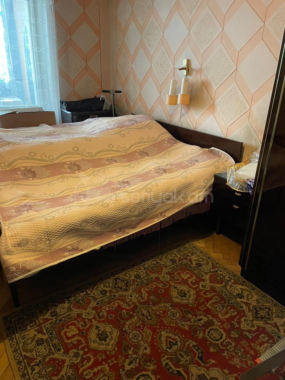 2 Սենյականոց Բնակարան Քարե Շենքում, 65քմ, 4/5 հարկ, Նորմալ Վիճակում, Կահավորված, Արևկող