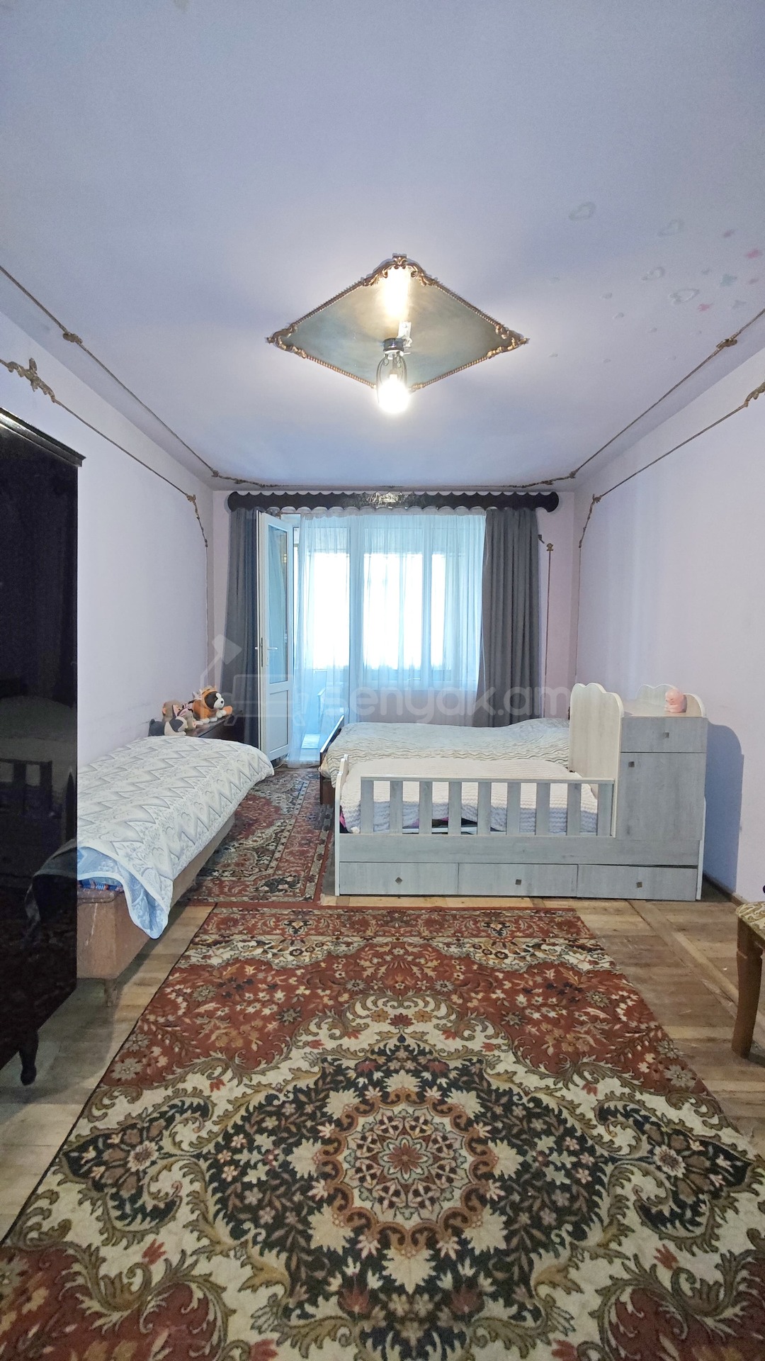 3 Սենյականոց Բնակարան Քարե Շենքում, 78քմ, 2/5 հարկ, Կոսմետիկ Վերանորոգված