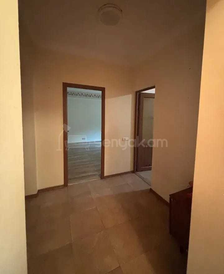 4 Սենյականոց Բնակարան, 80քմ, 1/9 հարկ, Դիզայներական Վերանորոգված