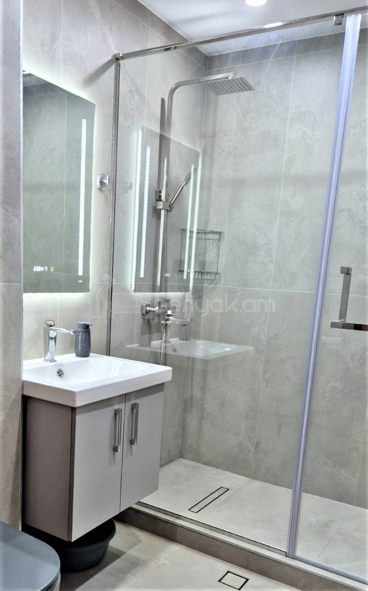 2 Սենյականոց Բնակարան Նորակառույցում, 57քմ, 4/18 հարկ, Դիզայներական Վերանորոգված