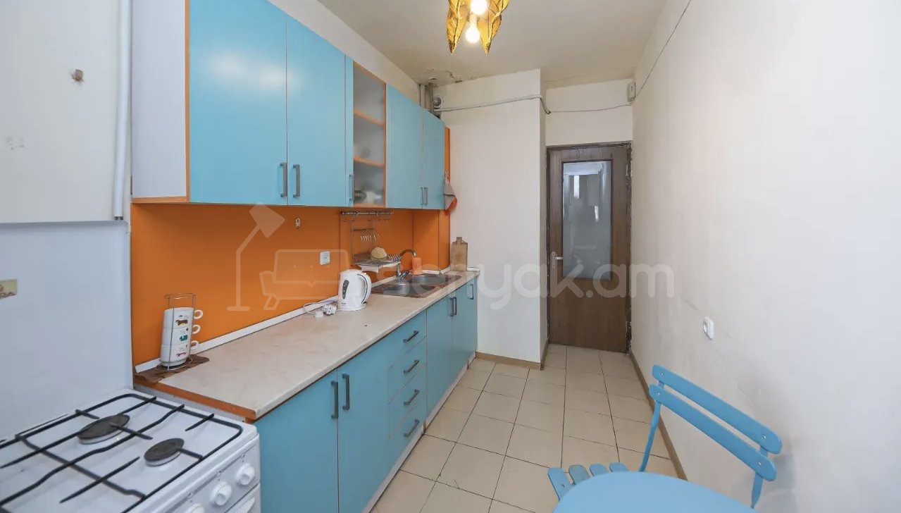 2 Սենյականոց Բնակարան, 74քմ, 4/9 հարկ, Նորմալ Վիճակում, Կահավորված, Արևկող