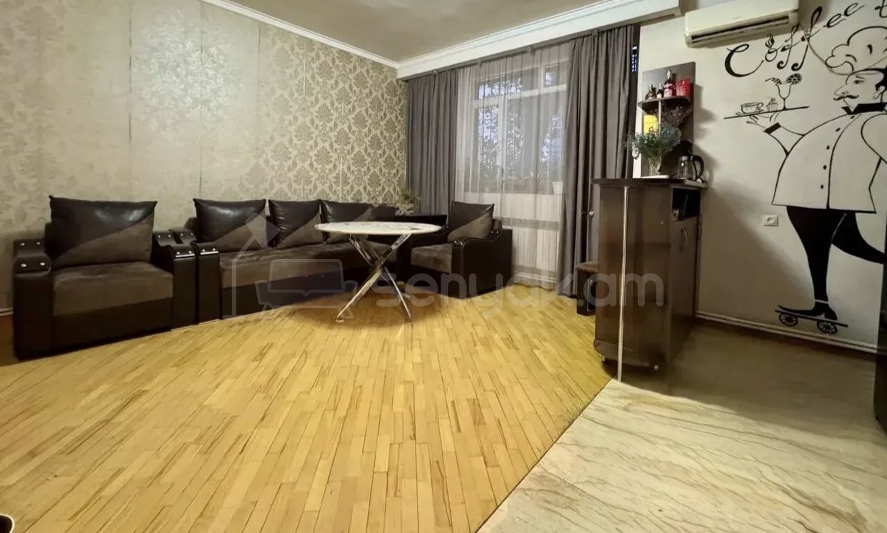 2 Սենյականոց Բնակարան Քարե Շենքում, 56քմ, 3/5 հարկ, Կապիտալ Վերանորոգված, Կահավորված, Արևկող