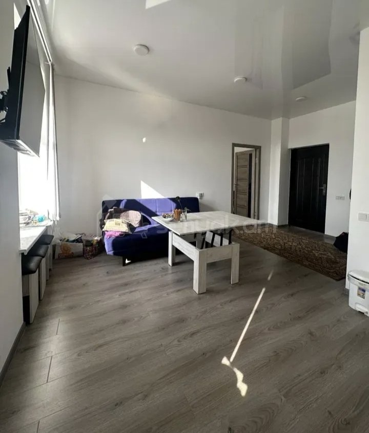 2 Սենյականոց Բնակարան Քարե Շենքում, 52քմ, 3/5 հարկ, Կապիտալ Վերանորոգված, Կահավորված, Արևկող