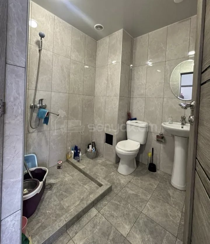 2 Սենյականոց Բնակարան Քարե Շենքում, 52քմ, 3/5 հարկ, Կապիտալ Վերանորոգված, Կահավորված, Արևկող