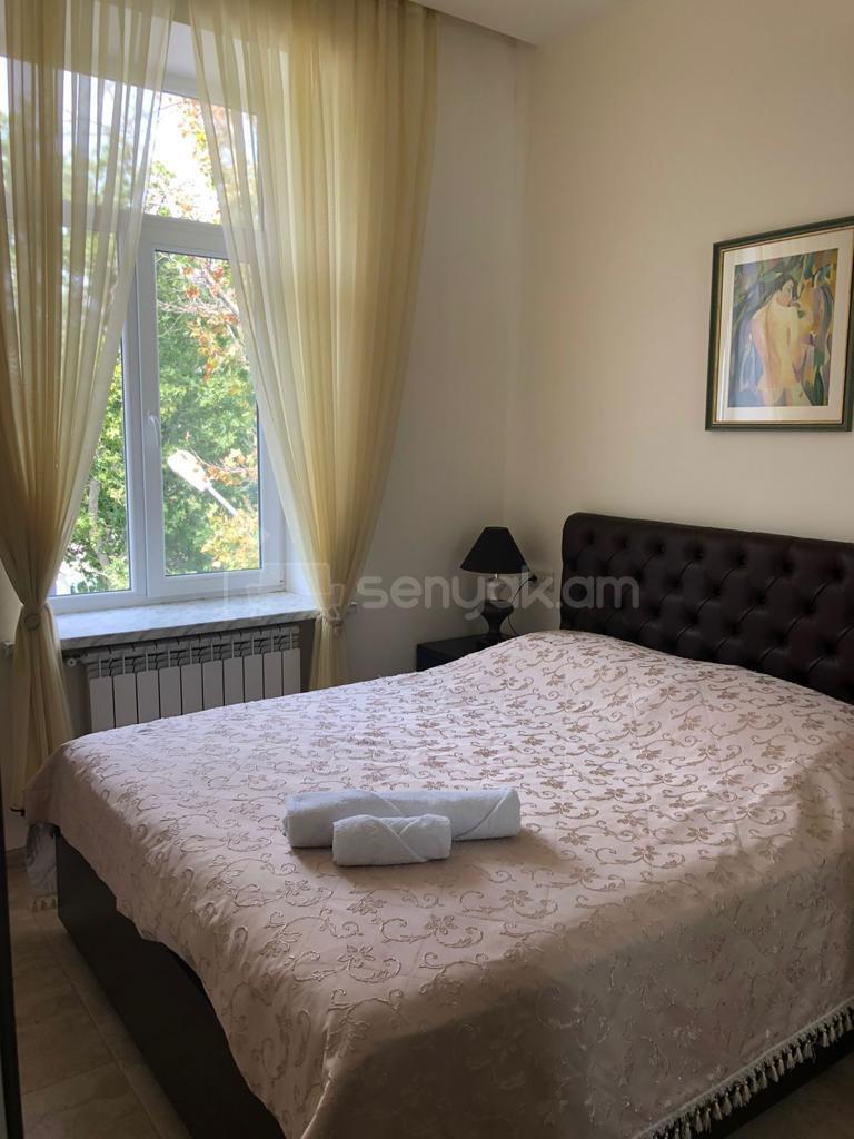 3 Սենյականոց Բնակարան Քարե Շենքում, 80քմ, 2/5 հարկ, Կապիտալ Վերանորոգված, Կահավորված, Արևկող