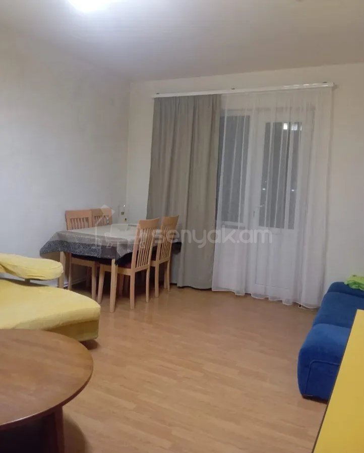 3 Սենյականոց Բնակարան, 70քմ, 7/10 հարկ, Նորմալ Վիճակում, Կահավորված