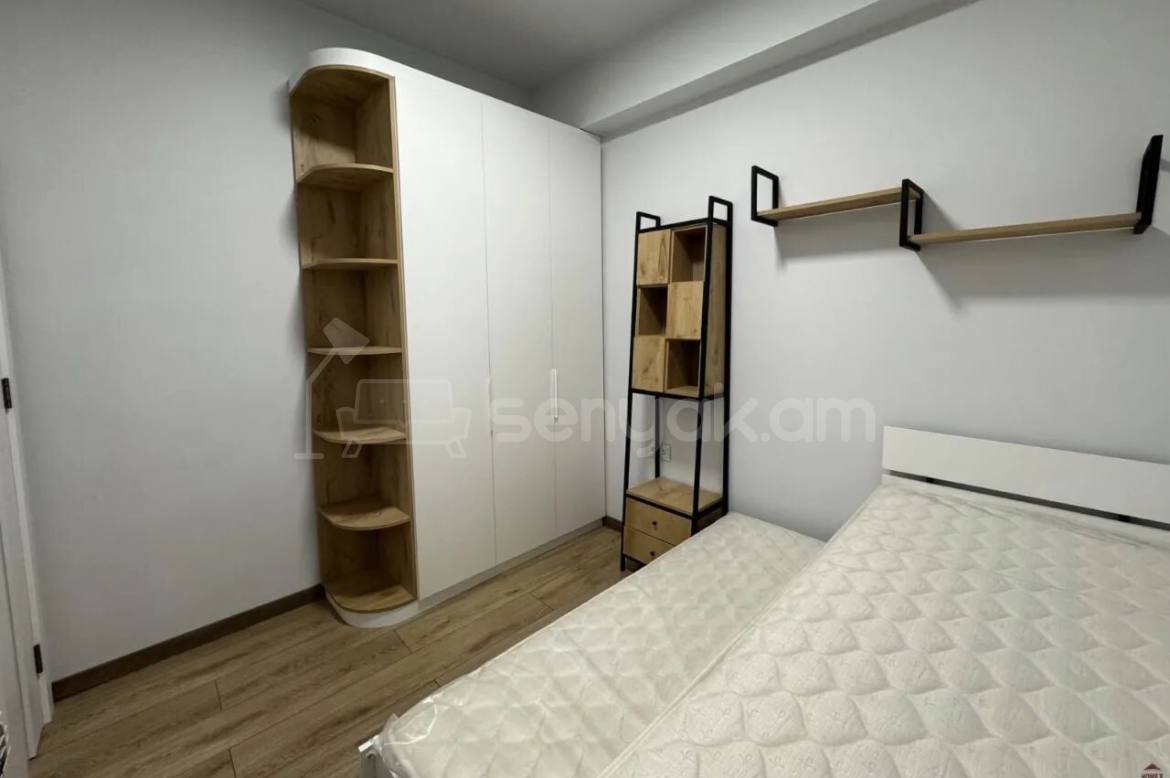 2 Սենյականոց Բնակարան, 74քմ, 12/18 հարկ, Կապիտալ Վերանորոգված