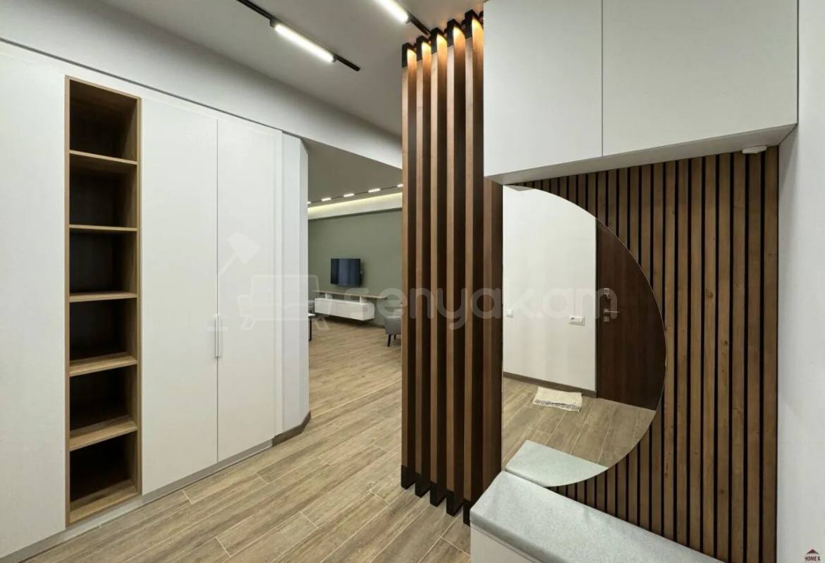 2 Սենյականոց Բնակարան, 74քմ, 12/18 հարկ, Կապիտալ Վերանորոգված