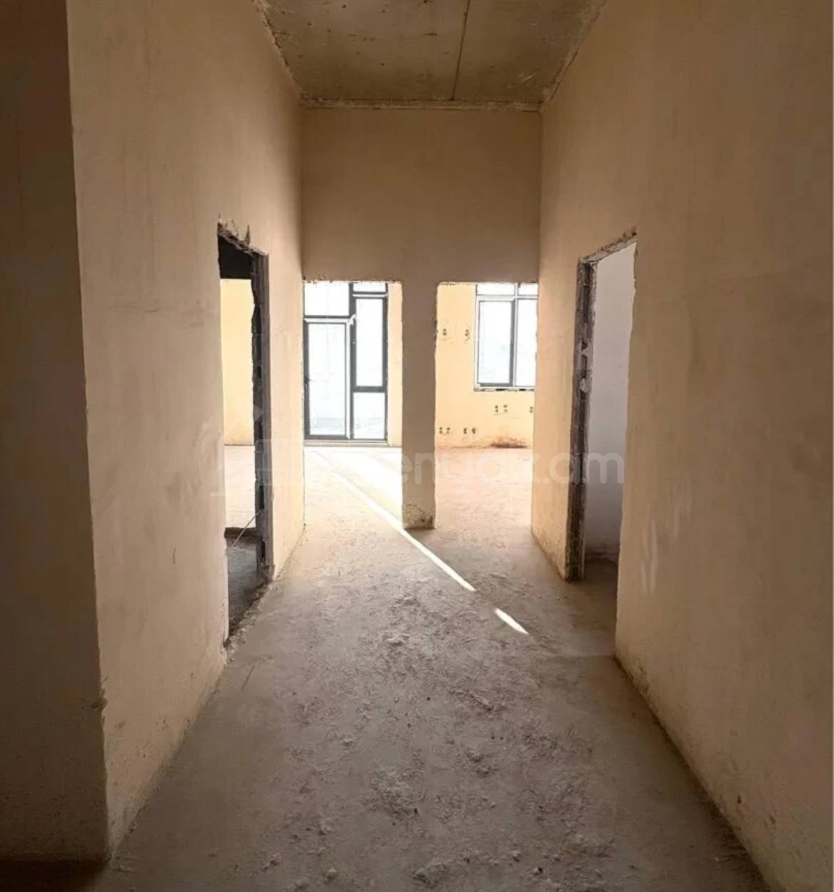 3 Սենյականոց Բնակարան, 92քմ, 2/16 հարկ, Զրոյական Վիճակում