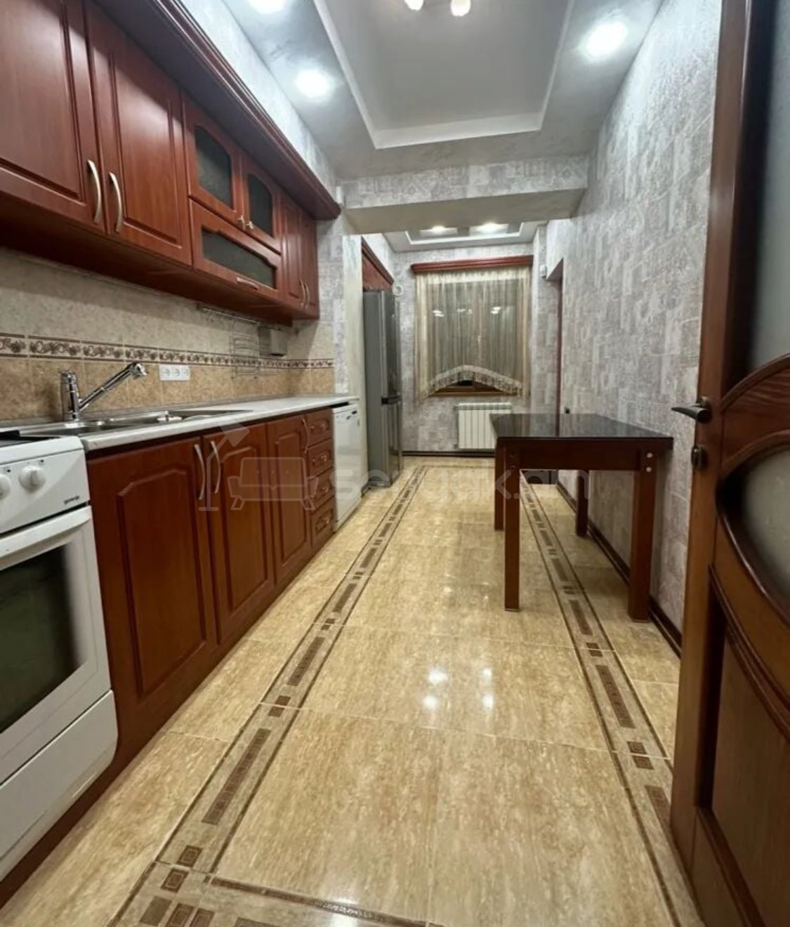 3 Սենյականոց Բնակարան, 110քմ, 1/16 հարկ, Կապիտալ Վերանորոգված