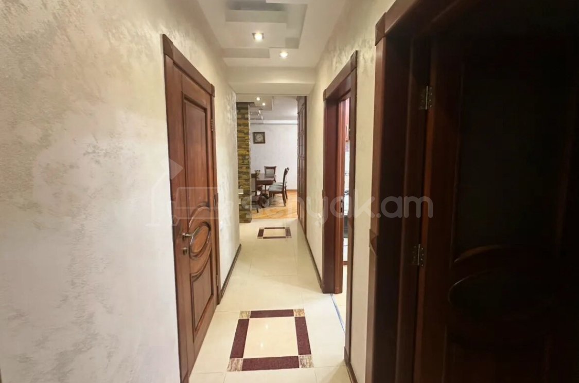 3 Սենյականոց Բնակարան, 110քմ, 1/16 հարկ, Կապիտալ Վերանորոգված