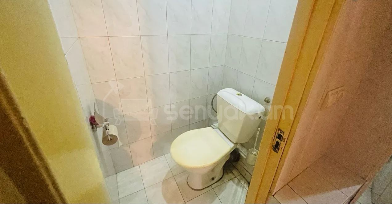 3 Սենյականոց Բնակարան, 96քմ, 2/9 հարկ, Կապիտալ Վերանորոգված