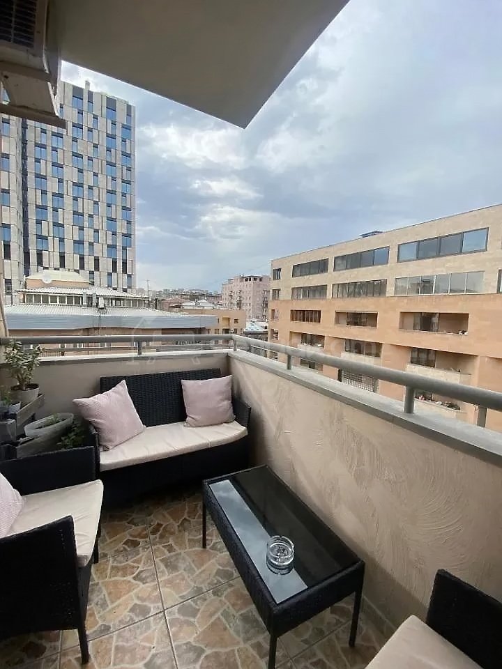 3 Սենյականոց Բնակարան Նորակառույցում, 120քմ, 8/9 հարկ, Կապիտալ Վերանորոգված