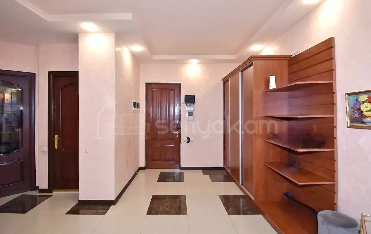 3 Սենյականոց Բնակարան Նորակառույցում, 120քմ, 8/9 հարկ, Կապիտալ Վերանորոգված